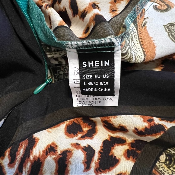 SHEIN SXY Leopard & Paisley Print Colorblock Lantern Sleeve Belted Romper - Picture 12 of 14